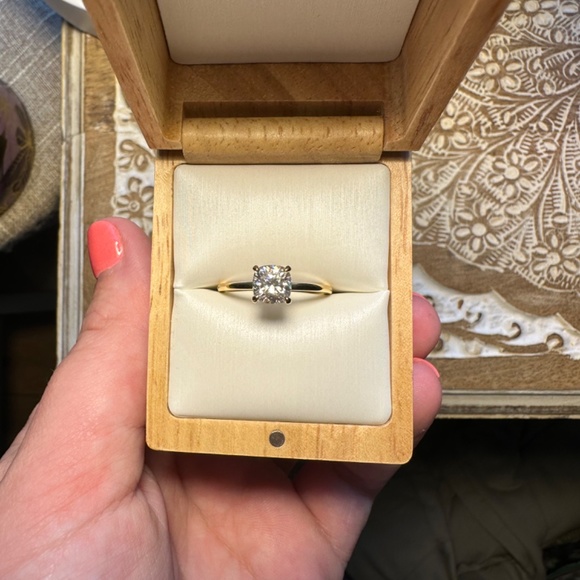 Brilliant Earth 18k gold Petal Engagement Ring - Picture 5 of 13